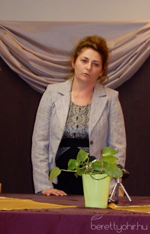 Mintakórtermet avattak 09